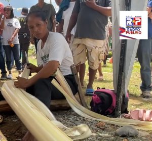 Hindi rin papahuli ang mga kababaihan pagdating sa harag-otan.