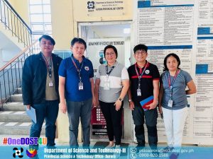The National Anti-Poverty Commission (NAPC) paid a visit to the DOST-III Provincial Science and Technology Office in Aurora led by the Provincial S&T Director Ms. Maricel Sicat as part of the “Convergence for the Fiber Industry of Aurora Province” initiative. This collaborative effort aims to establish a coherent development framework that will guide the joint strategies of key provincial and national agencies namely DOST, DTI and PhilFIDA in support of the proposed Aurora Fiber Industry Development Roadmap.